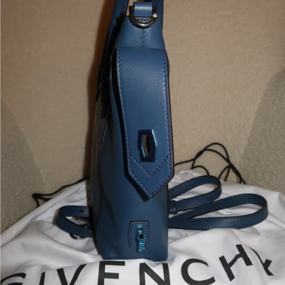 Givenchy Bag - Picture 6 of 10